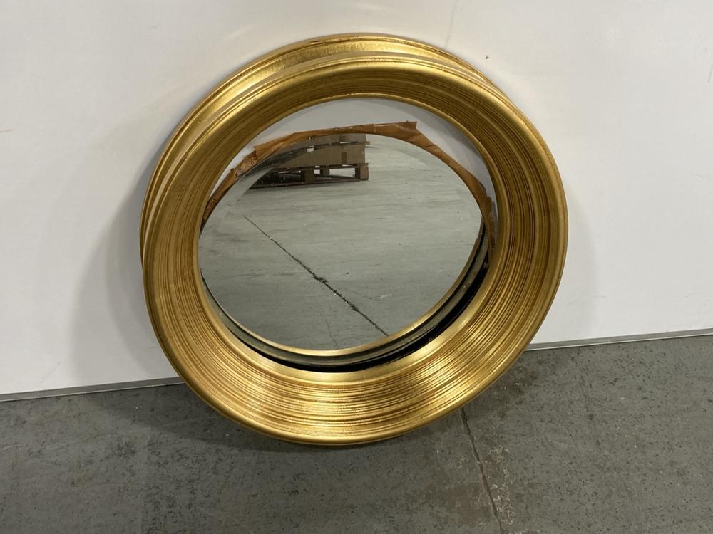 Lot 18  
            Chesterfield SR36 - Collection 

                
CHAPLIN ROUND MIRROR GOLD 650X650MM - ITEM NO. 929302 - ORIGINAL RRP £239.95 (COL...