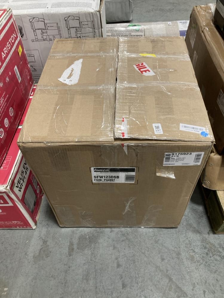 Lot 197  
            Chesterfield SR36 - Collection or Optional Delivery Available 

                
SENTRY SAFE COMBINATION SAFE IN BLACK (LOCATION: SR36 A3)