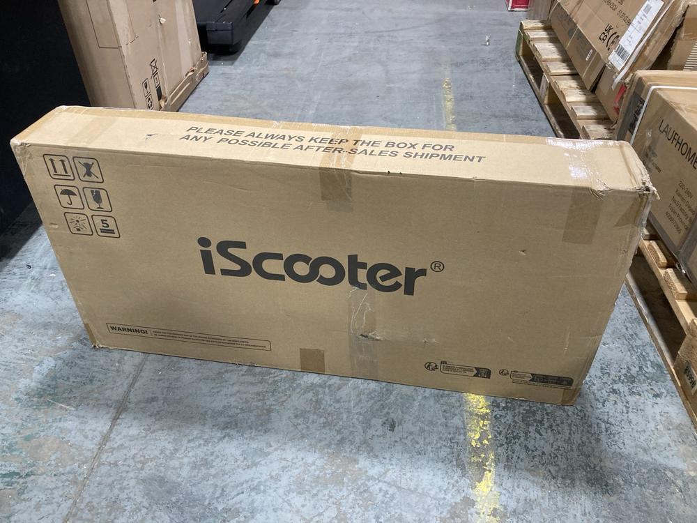 Lot 204  
            Chesterfield SR36 - Collection 

                
I SCOOTER 350W ELECTRIC SCOOTER IN BLACK (LOCATION: SR36 A3)- COLLECTION ONLY