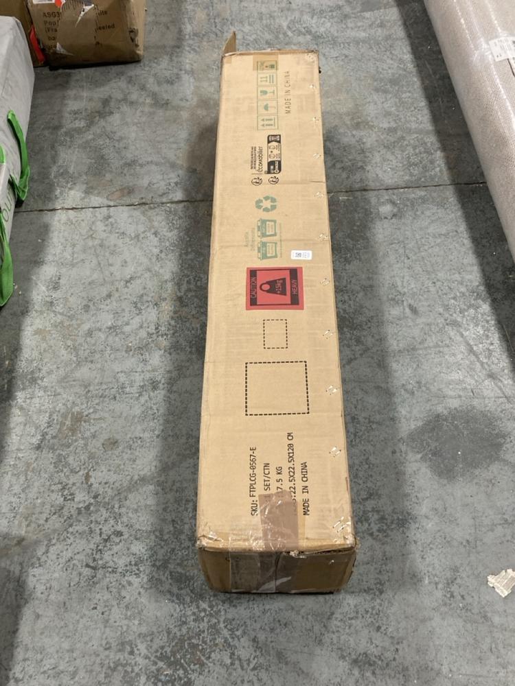 Lot 221  
            Chesterfield SR36 - Collection or Optional Delivery Available 

                
22.5X22.5X120CM GAZEBO WITH GREEN COVER (LOCATION: SR36 A3)