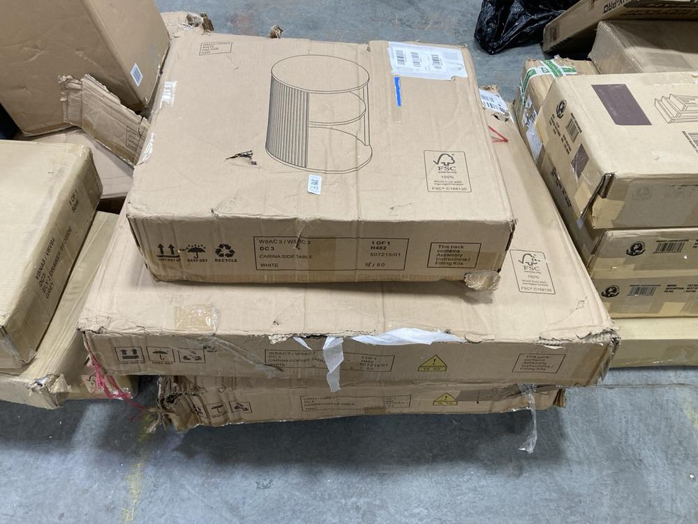 Lot 241  
            Chesterfield SR36 - Collection or Optional Delivery Available 

                
3 X ASSORTED ITEMS TO INCLUDE CARINA SIDE TABLE (LOCATION: SR36 A2)