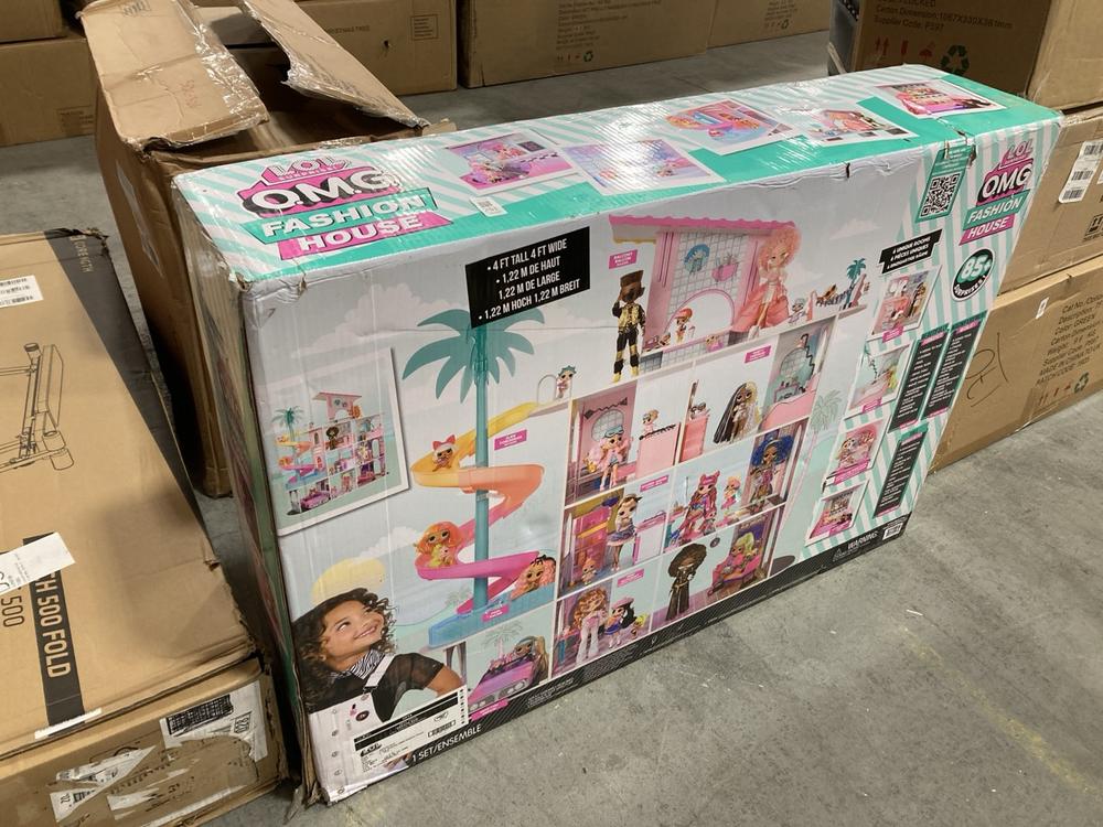 Lot 251  
            Chesterfield SR36 - Collection or Optional Delivery Available 

                
LOL SURPRISE FASHION HOUSE CHILDREN'S DOLLHOUSE (LOCATION: SR36 A2)