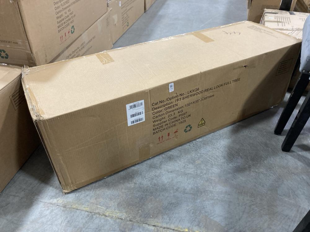 Lot 269  
            Chesterfield SR36 - Collection or Optional Delivery Available 

                
7FT SHERWOOD REAL LOOK CHRISTMAS TREE IN GREEN (LOCATION: SR36 A2) (LKXQ6)