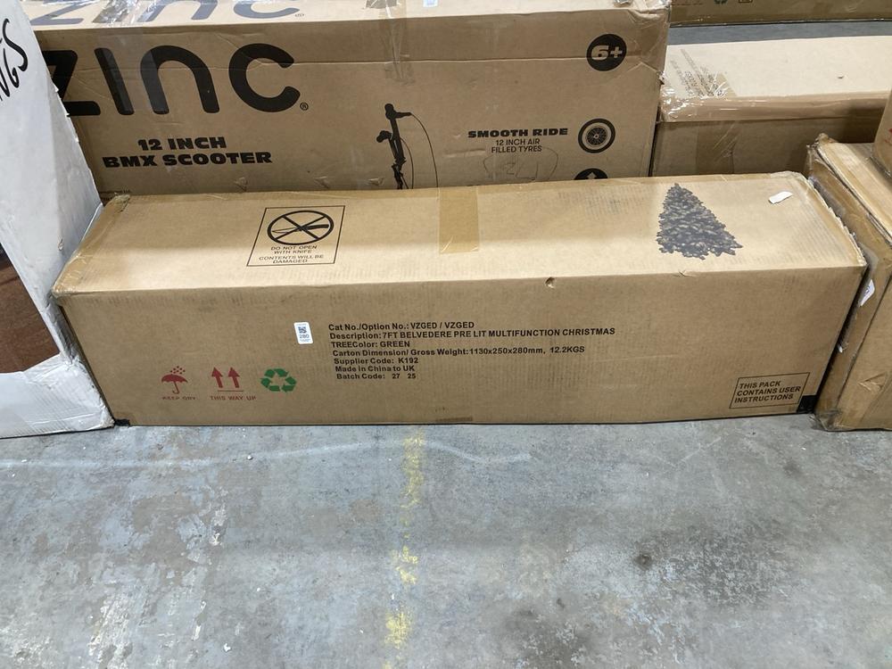 Lot 280  
            Chesterfield SR36 - Collection or Optional Delivery Available 

                
7 FT BELVEDERE PRE LIT MULTI FUNCTION CHRISTMAS TREE IN GREEN (LOCATION: SR36 A2)...