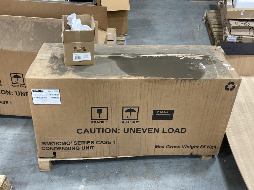 Lot 329  
            Chesterfield SR36 - Collection or Optional Delivery Available 

                
CELLARMASTER 075-1PH CONDENSING UNIT (LOCATION: SR36 A1)