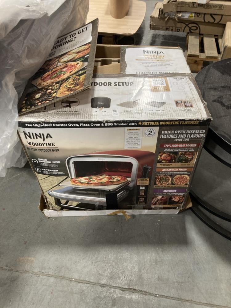 Lot 351  
            Chesterfield SR36 - Collection or Optional Delivery Available 

                
NINJA WOODFIRE ELECTRIC OUTDOOR OVEN - ORIGINAL RRP £349 (LOCATION: SR36 A1)