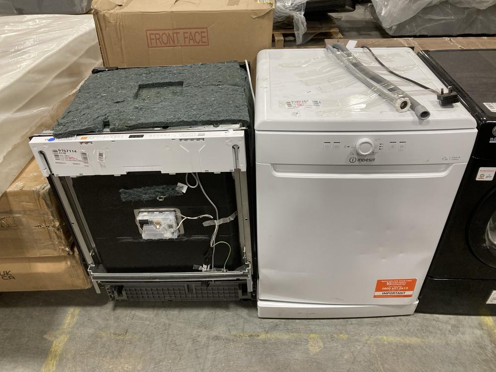 Lot 357  
            Chesterfield SR36 - Collection or Optional Delivery Available 

                
INDESIT FULL SIZE DISHWASHER IN WHITE - MODEL NO. D2FHK26UK - ORIGINAL RRP £299 T...