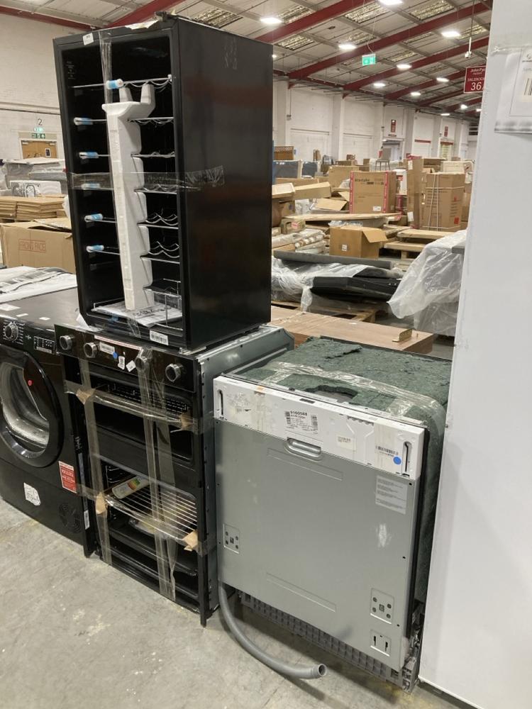 Lot 359  
            Chesterfield SR36 - Collection or Optional Delivery Available 

                
3 X WHITEGOODS TO INCLUDE RUSSELL HOBBS 60CM BUILT IN DOUBLE OVEN IN BLACK - MODE...