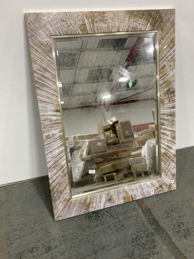 Lot 35  
            Chesterfield SR36 - Collection 

                
CHELSEA RECTANGLE MIRROR 1125X825MM - ITEM NO. 567707 - ORIGINAL RRP £191.95 (COL...