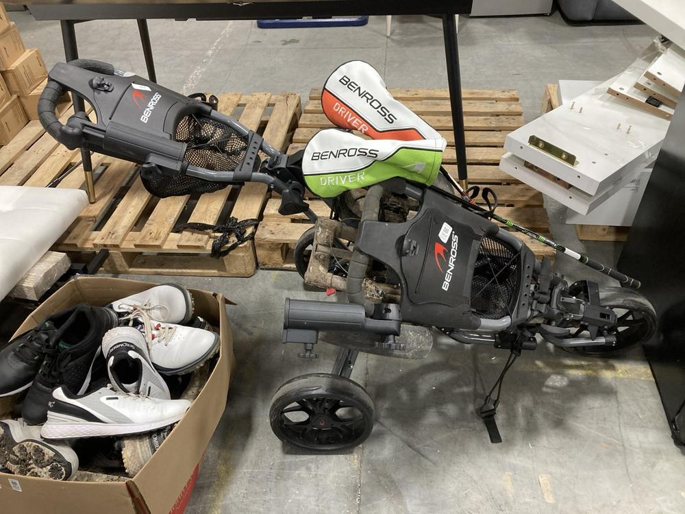 Lot 364  
            Chesterfield SR36 - Collection or Optional Delivery Available 

                
QTY OF ASSORTED GOLFING ITEMS TO INCLUDE BENROSS AERO J HL DRIVER JNRRH IN BLACK ...