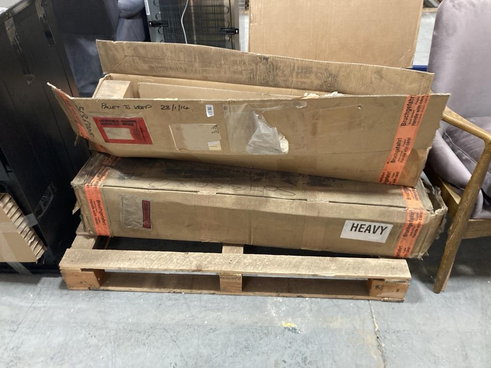 Lot 384  
            Chesterfield SR36 - Collection or Optional Delivery Available 

                
4 X NEUTRAKON TYPE 08/BGN NEUTRALISER WITH AUXILIARY PUMP (LOCATION: SR36 A1)