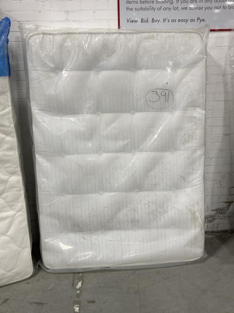 Lot 391  
            Chesterfield SR36 - Collection or Optional Delivery Available 

                
MATTRESS SIZE DOUBLE IN WHITE / STRIPED (LOCATION: SR36 B1)