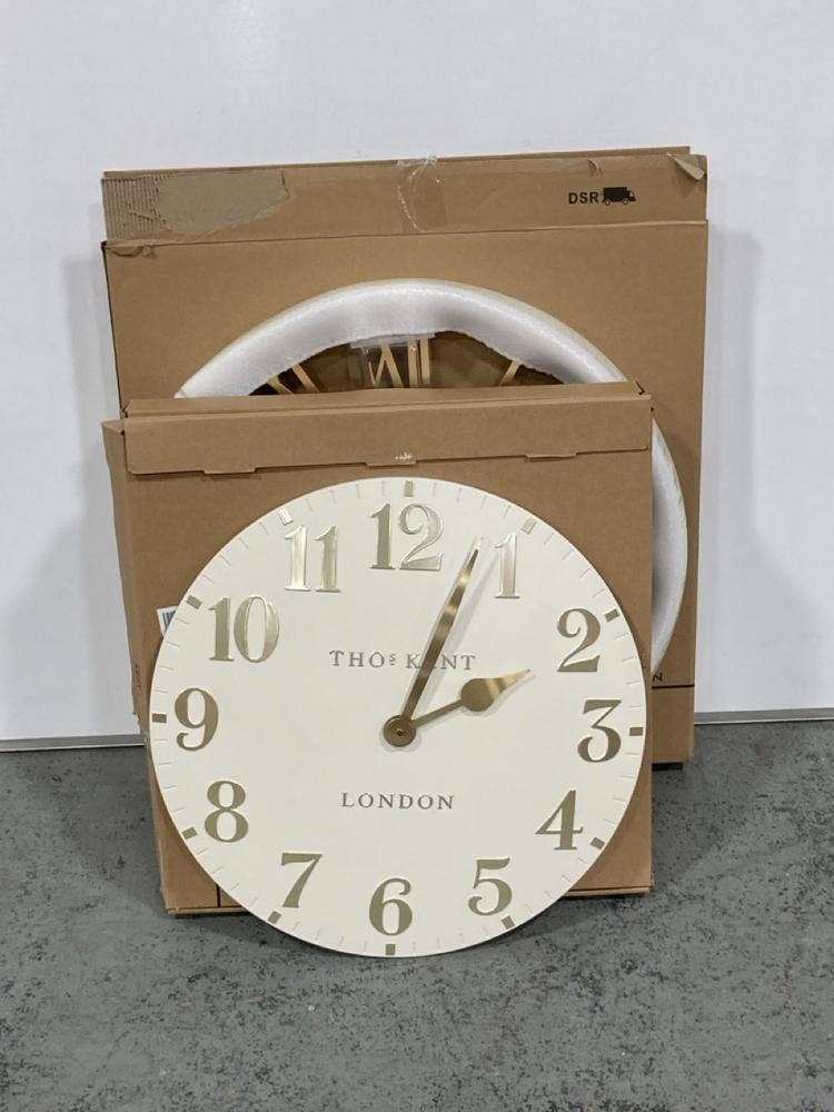 Lot 39  
            Chesterfield SR36 - Collection 

                
3 X ASSORTED ITEMS TO INCLUDE EVENING STAR GRAND CLOCK BRASS 24IN - ITEM NO. 0289...