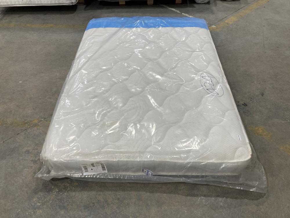Lot 424  
            Chesterfield SR36 - Collection or Optional Delivery Available 

                
135 X 190 CM MATTRESS IN WHITE (LOCATION: SR36 B1)