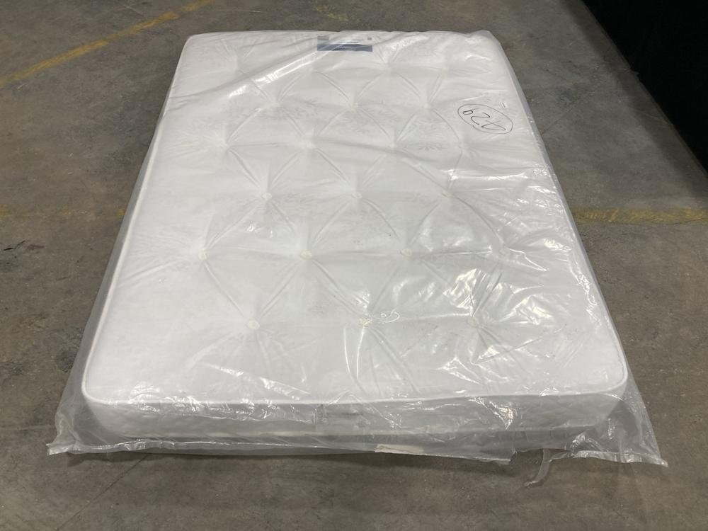 Lot 429  
            Chesterfield SR36 - Collection or Optional Delivery Available 

                
KING SIZE MATTRESS IN WHITE (LOCATION: SR36 B1 )