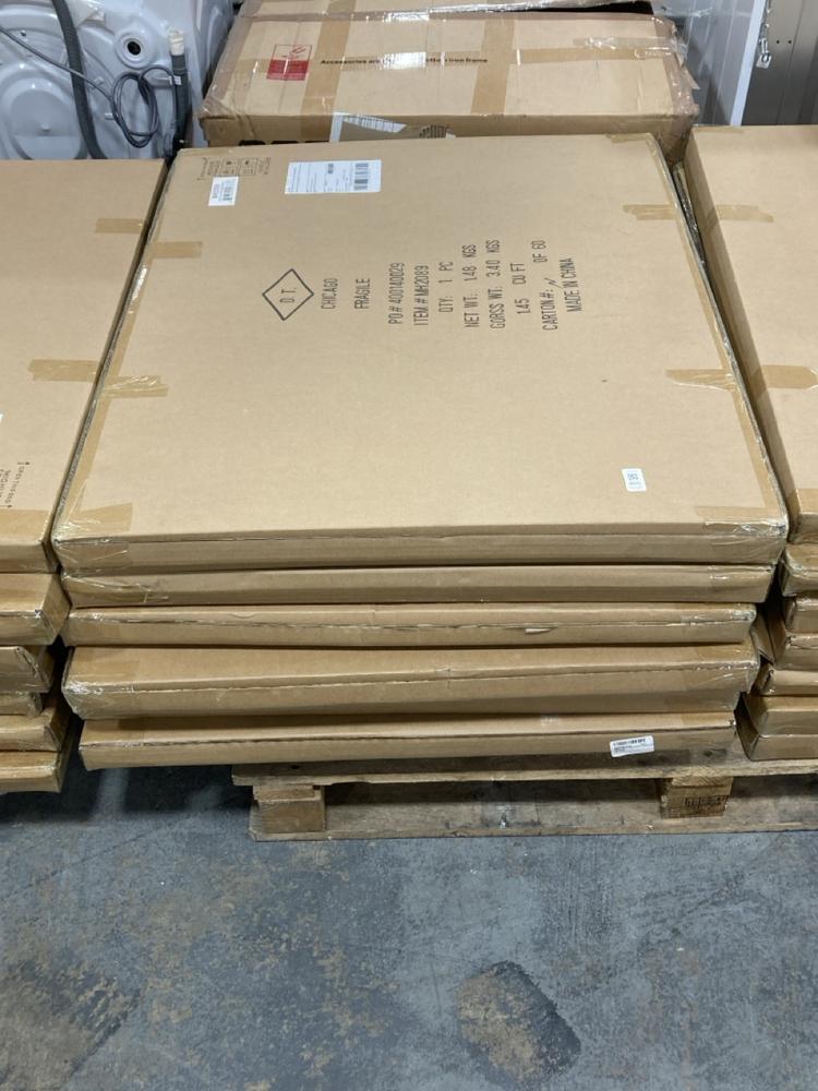 Lot 465  
            Chesterfield SR36 - Collection 

                
7 X DESIGN TOSCANO STATIC STRIPES SCULPTURAL ZEBRA WALL FRIEZE - ORIGINAL RRP £60...