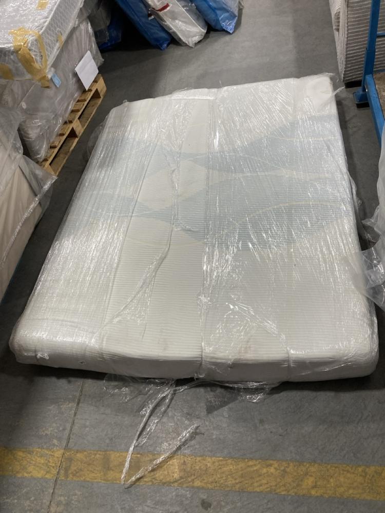 Lot 478  
            Chesterfield SR36 - Collection or Optional Delivery Available 

                
150 X 200 CM MATTRESS IN WHITE (LOCATION: SR36 B1)