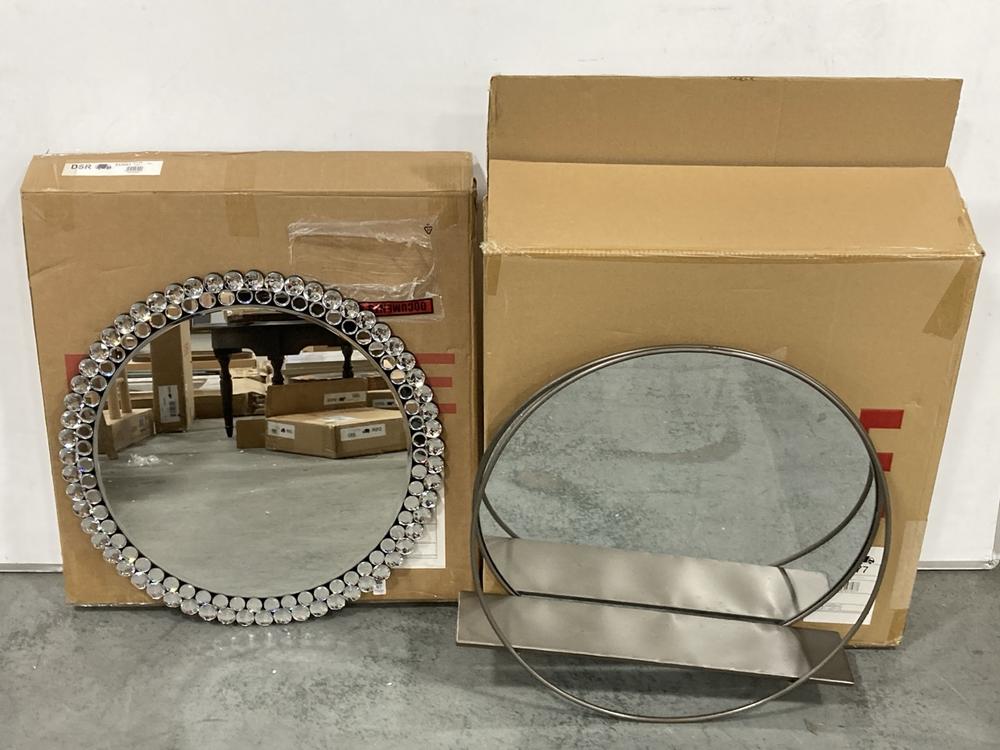 Lot 47  
            Chesterfield SR36 - Collection 

                
FALLON ROUND MIRROR 600MM - ITEM NO. 932043 - ORIGINAL RRP £119.95 TO INCLUDE WIN...