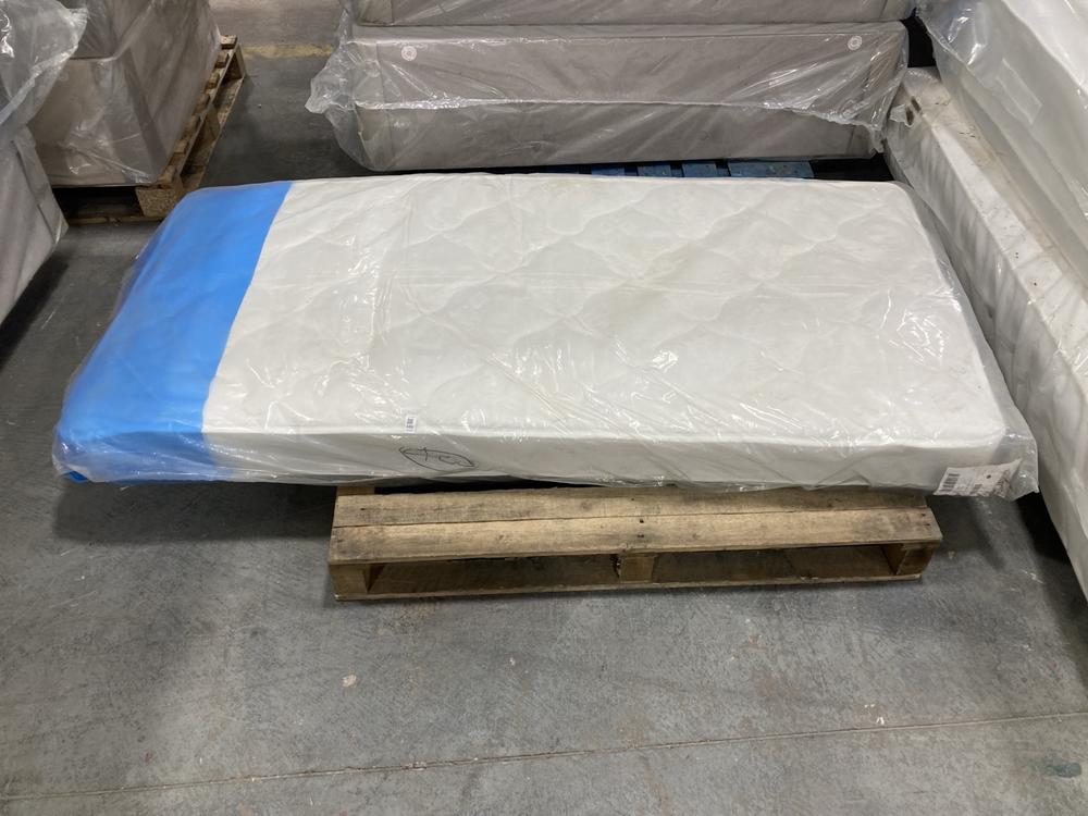 Lot 488  
            Chesterfield SR36 - Collection or Optional Delivery Available 

                
90 X 190 CM MATTRESS IN WHITE (LOCATION: SR36 B1)