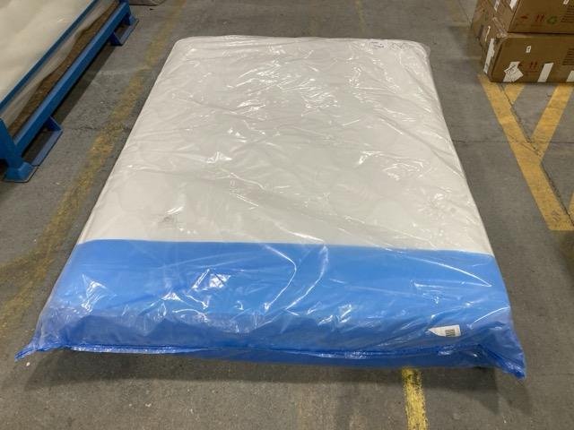 Lot 493  
            Chesterfield SR36 - Collection or Optional Delivery Available 

                
150 X 200 CM MATTRESS IN WHITE (LOCATION: SR36 B1)