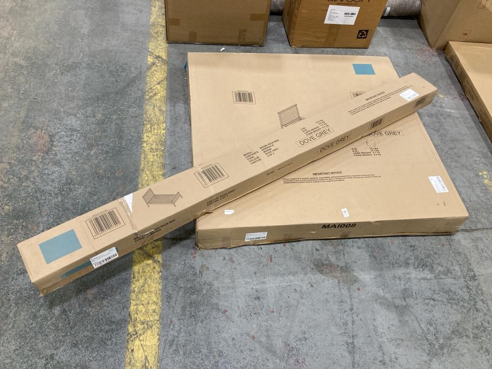 Lot 514  
            Chesterfield SR36 - Collection or Optional Delivery Available 

                
DFS 90 CM BED IN DOVE GREY ( BOX1/2 2/2 ) (H1T6BHCB902) (LOCATION: SR36 B2)