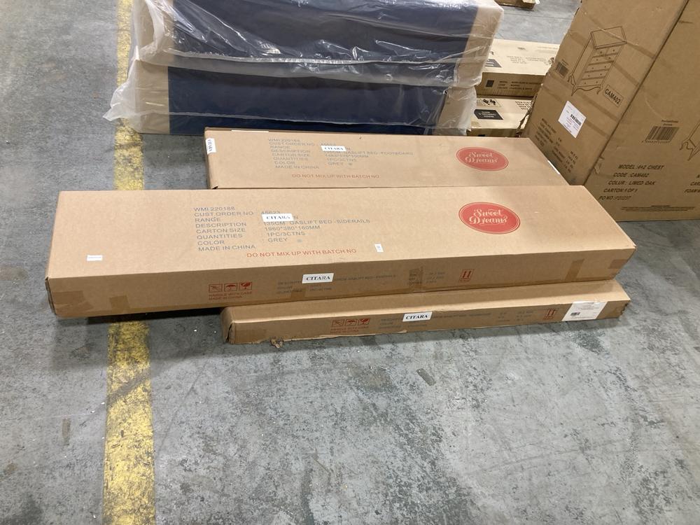 Lot 532  
            Chesterfield SR36 - Collection or Optional Delivery Available 

                
DFS 135CM GASLIFT BED IN GREY (LOCATION: SR36 B3)