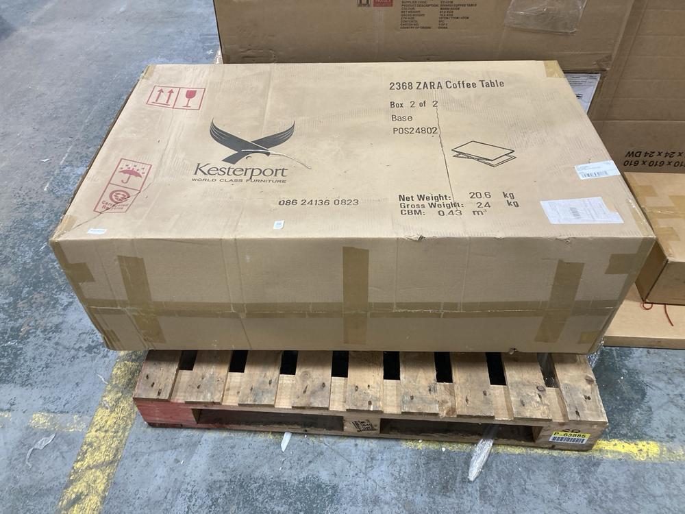 Lot 550  
            Chesterfield SR36 - Collection 

                
DFS COFFEE TABLE IN BRONZE TOUGHENED GLASS TOP (COLLECTION ONLY) (LOCATION: SR36 ...