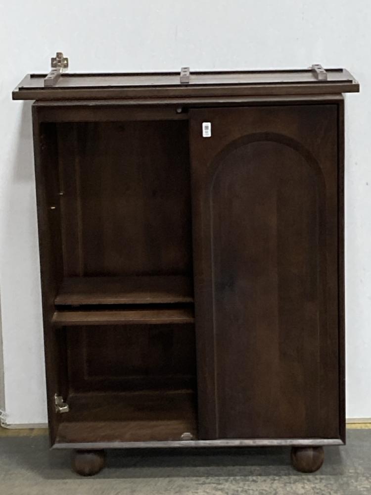 Lot 66  
            Chesterfield SR36 - Collection or Optional Delivery Available 

                
ARC 2 DOOR CUPBOARD 850X450X1100MM - ITEM NO. 520603 - ORIGINAL RRP £1199.95 (LOC...