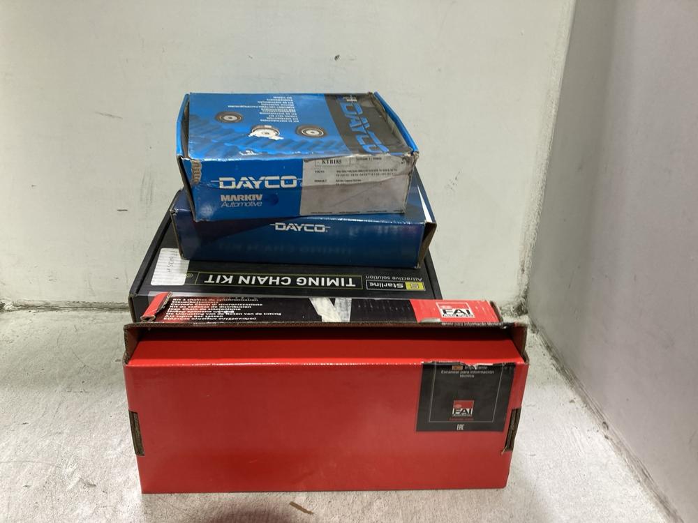 Lot 1049  
            Chesterfield SR45 - Parcel Delivery Only 

                
5 X ASSORTED TIMING CHAIN KITS TO INCLUDE FAI TIMING CHAIN KIT 352900120 (LOCATIO...