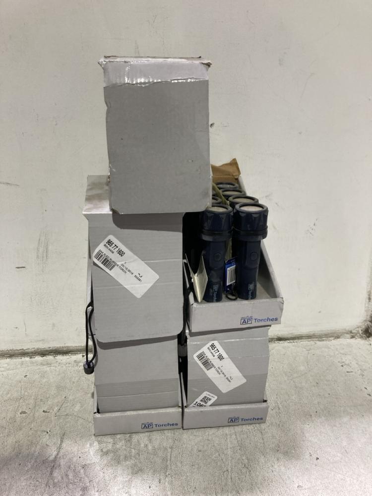 Lot 1063  
            Chesterfield SR45 - Parcel Delivery Only 

                
LARGE QUANTITY OF ACTIVE AP TORCHES 2AA 3LED (LOCATION: J8)