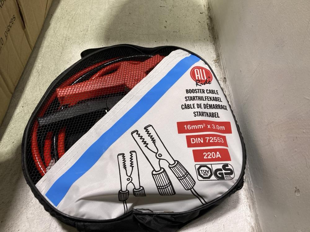 Lot 1084  
            Chesterfield SR45 - Parcel Delivery Only 

                
10 X ALL RIDE BOOSTER CABLES 220A 16MM X 3.0M TOTAL ORIGINAL RRP £140 (LOCATION: J8) - Image 4