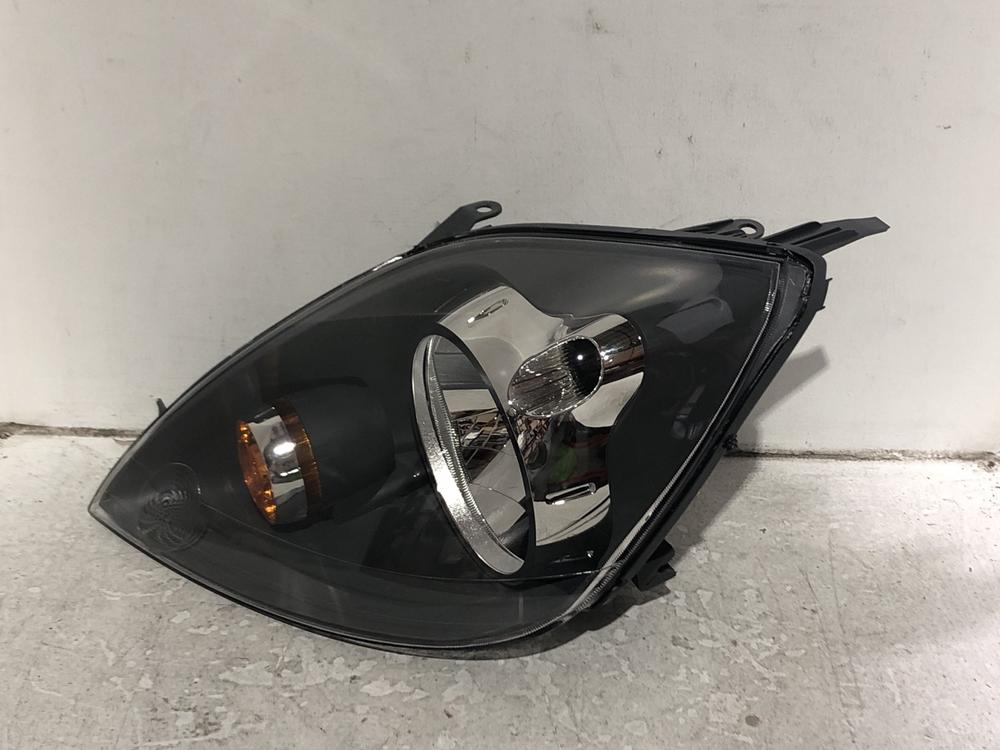 Lot 1112  
            Chesterfield SR45 - Parcel Delivery Only 

                
MAGNETI MARELLI HEADLIGHT 471591430 (LOCATION: J10)