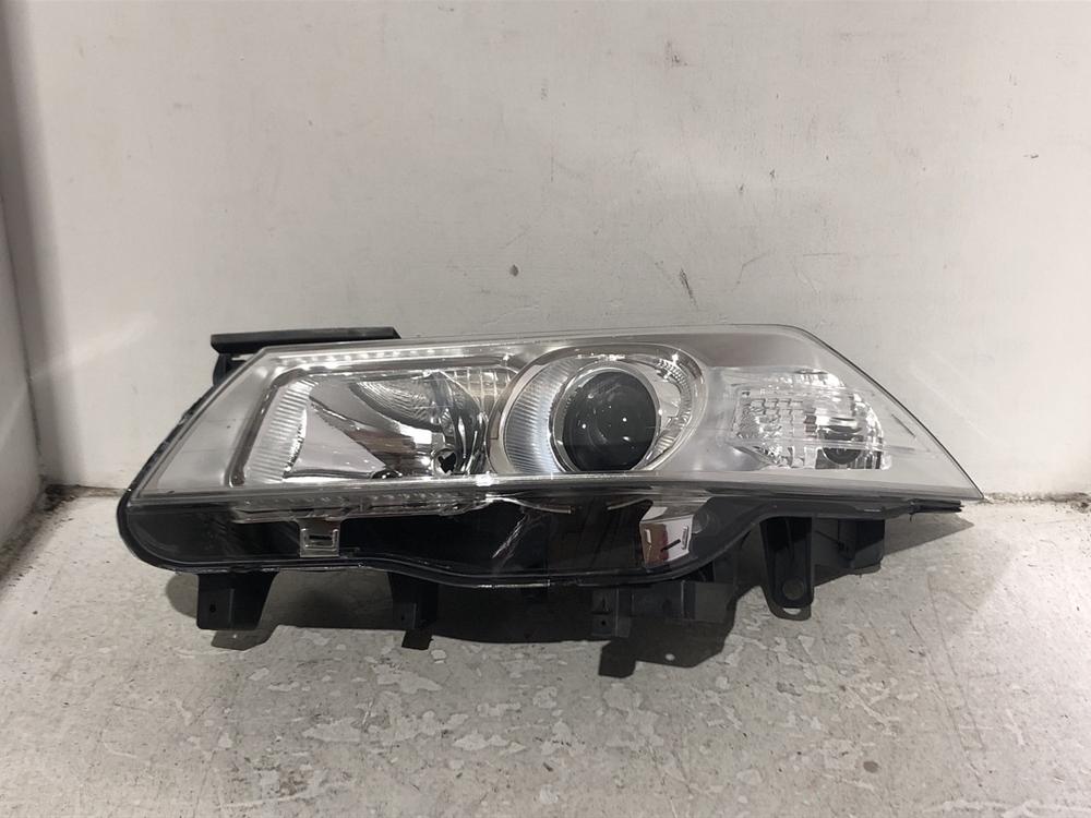 Lot 1113  
            Chesterfield SR45 - Parcel Delivery Only 

                
VALEO LEFT HEADLIGHT 043282 ORIGINAL RRP £165 (LOCATION: J10)