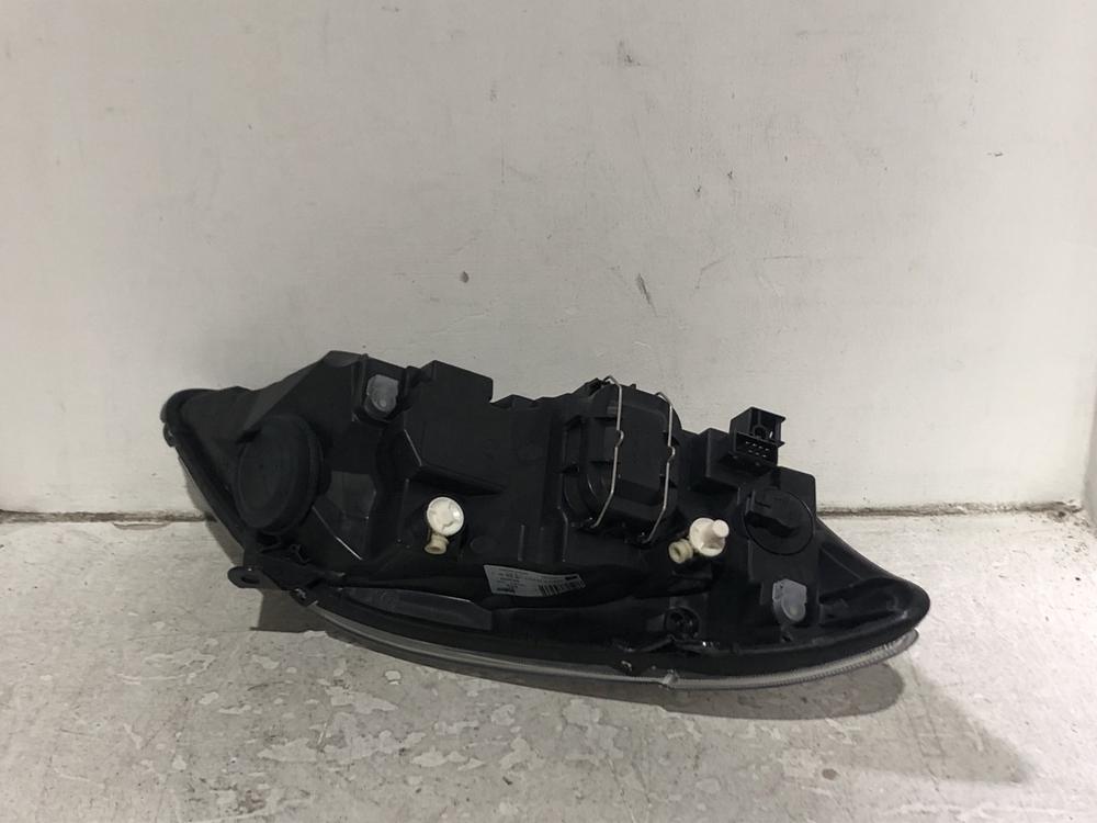 Lot 1114  
            Chesterfield SR45 - Parcel Delivery Only 

                
VALEO LEFT HEADLIGHT 088741 (LOCATION: J10) - Image 2