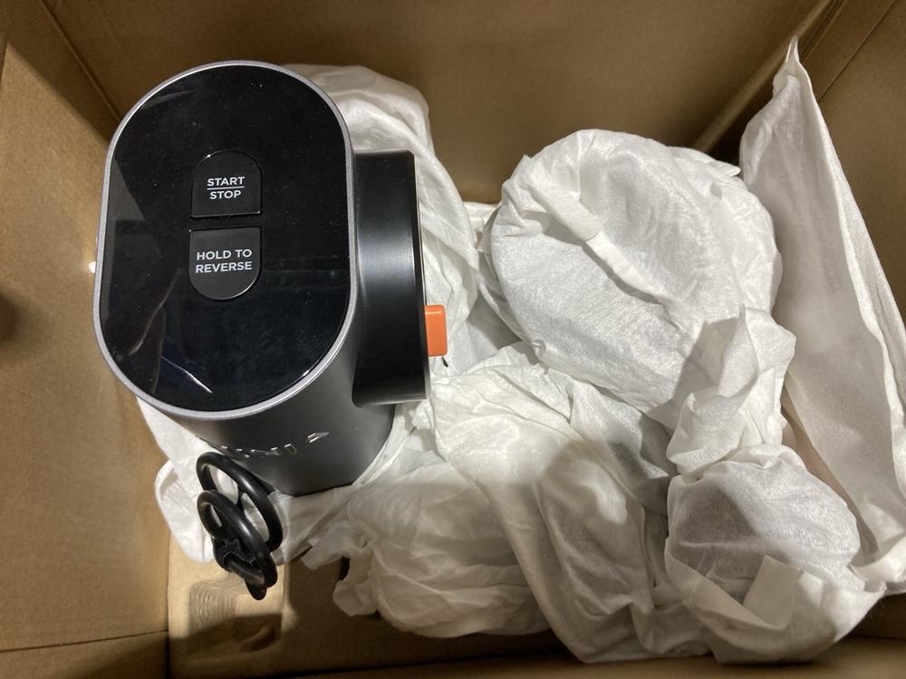 Lot 1144  
            Chesterfield SR45 - Parcel Delivery Only 

                
NINJA COLD PRESS JUICER (LOCATION: K1) - Image 3