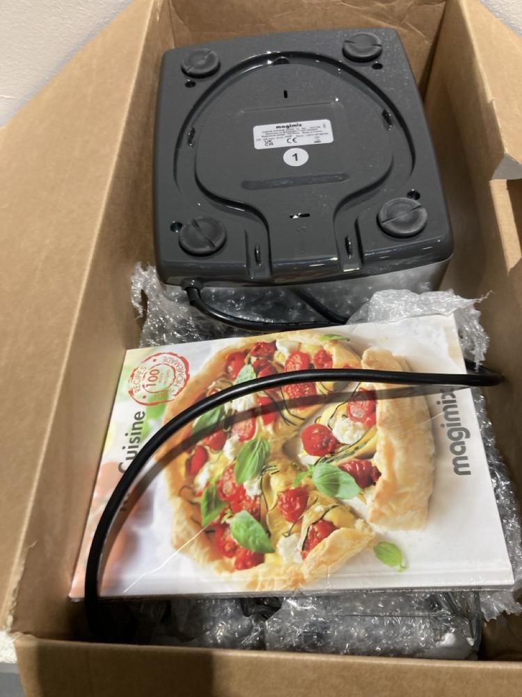 Lot 1152  
            Chesterfield SR45 - Parcel Delivery Only 

                
MAGIMIX CUISINE SYSTEM 4200XL AUTO FOOD PROCESSOR ORIGINAL RRP £399 (LOCATION: K1) - Image 4