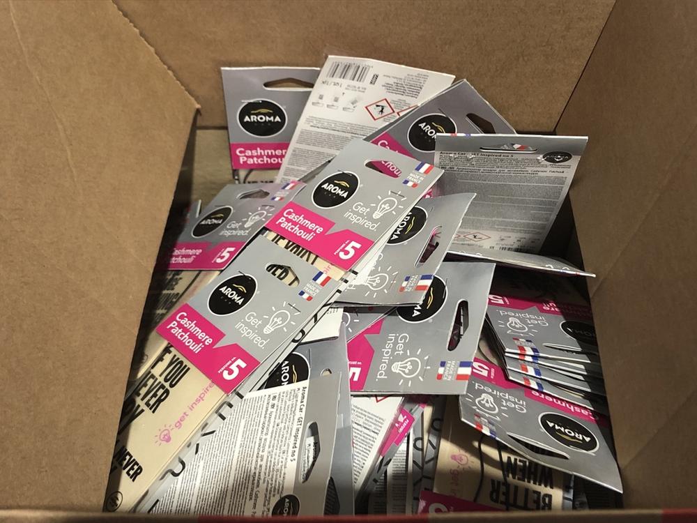 Lot 1182  
            Chesterfield SR45 - Parcel Delivery Only 

                
BOX OF ASSORTED AROMA CAR AIR FRESHENERS CASHMERE PATCHOULI (LOCATION: K3)