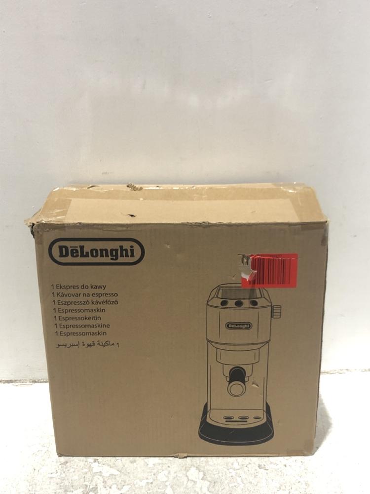 Lot 12  
            Chesterfield SR45 - Parcel Delivery Only 

                
DELONGHI EC685.BK ESPRESSO MACHINE ORIGINAL RRP £179 (LOCATION: L14)