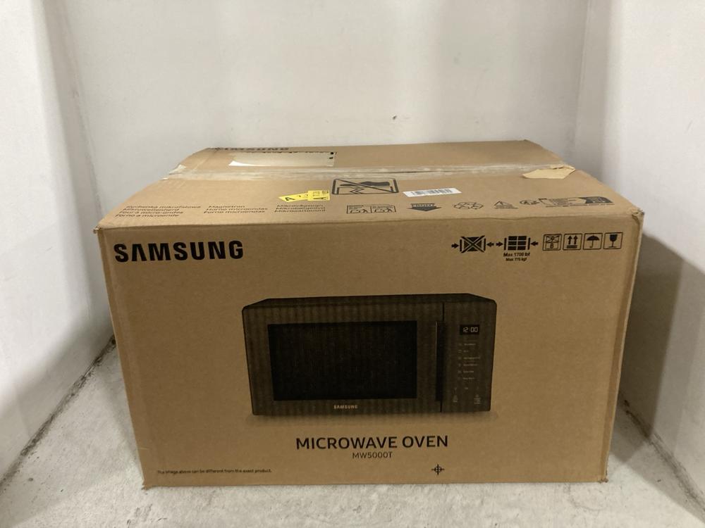 Lot 192  
            Chesterfield SR45 - Parcel Delivery Only 

                
SAMSUNG MICROWAVE OVEN MW5000T (LOCATION: G6)