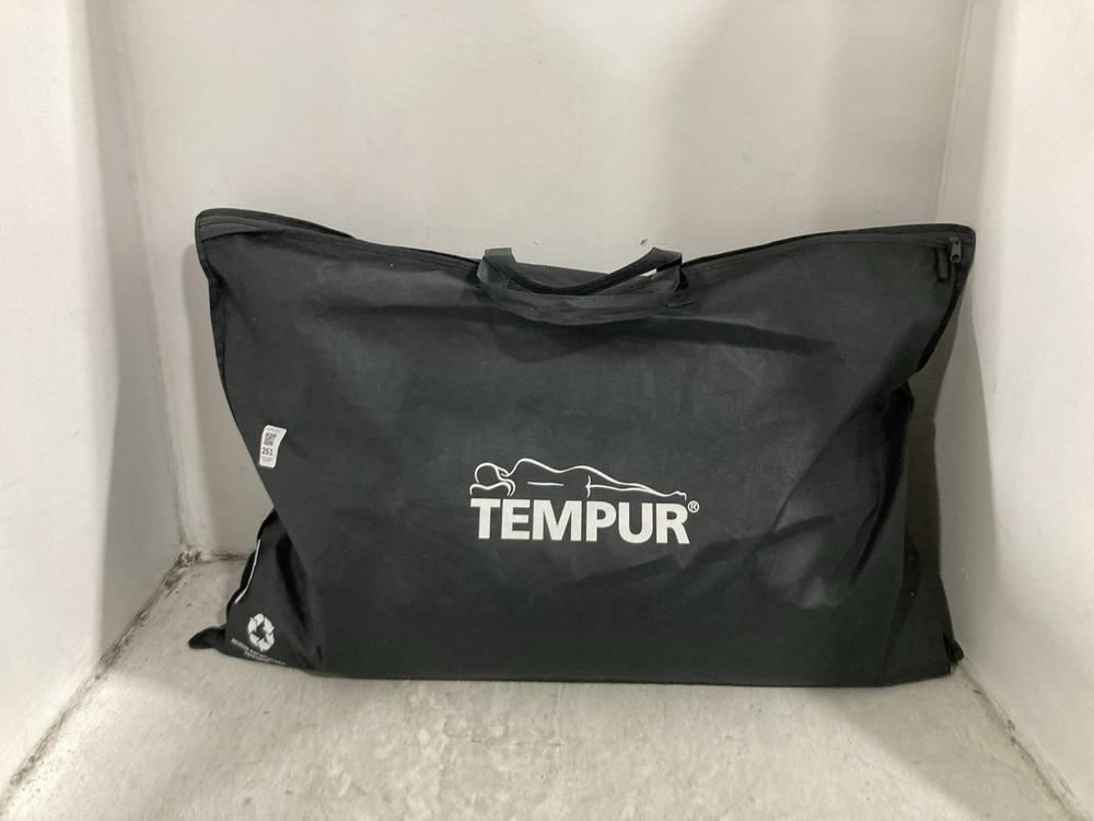 Lot 261  
            Chesterfield SR45 - Parcel Delivery Only 

                
TEMPUR A PILLOW LIKE NO OTHER TEMPUR PRIMA PILLOW (LOCATION: G9)