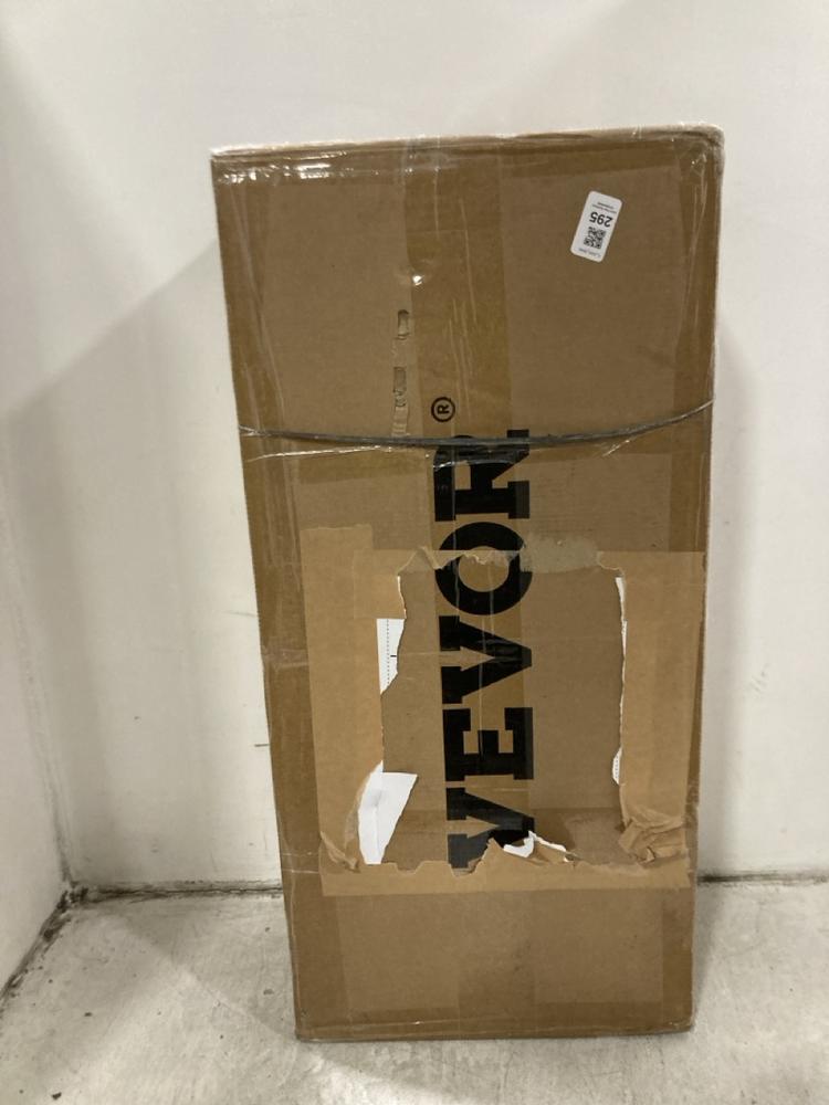 Lot 295  
            Chesterfield SR45 - Parcel Delivery Only 

                
VEVOR HYDRAULIC FLOOR JACK WD-A-02250-A00-0 (LOCATION: G10)