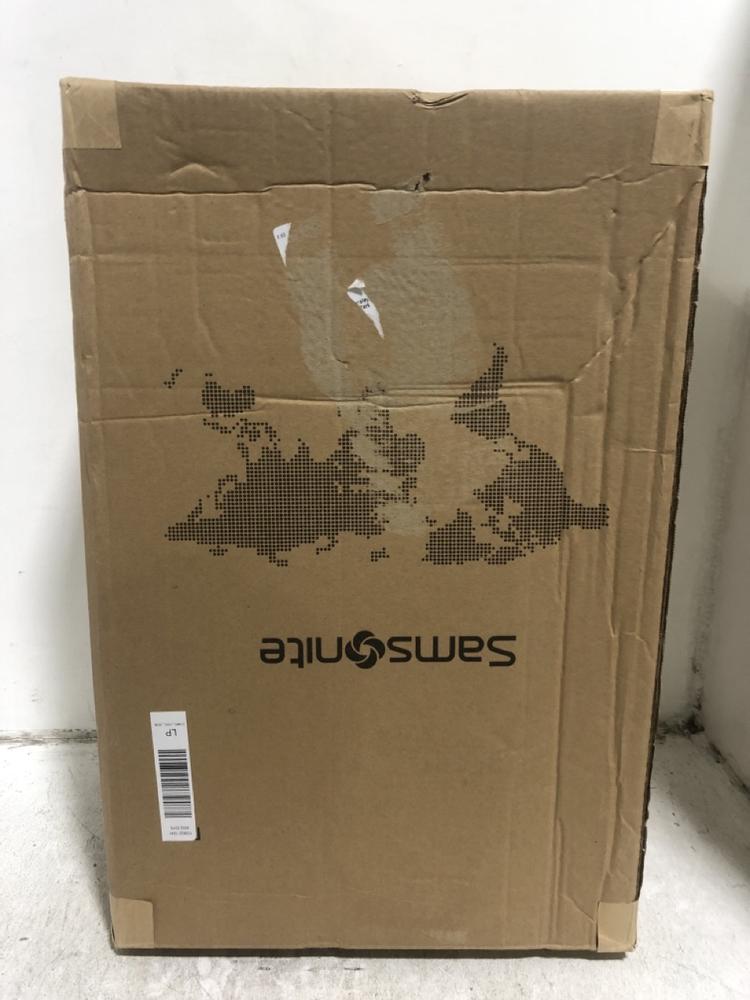 Lot 332  
            Chesterfield SR45 - Parcel Delivery Only 

                
SAMSONITE AERIS SUITCASE IN BLACK (LOCATION: H2)