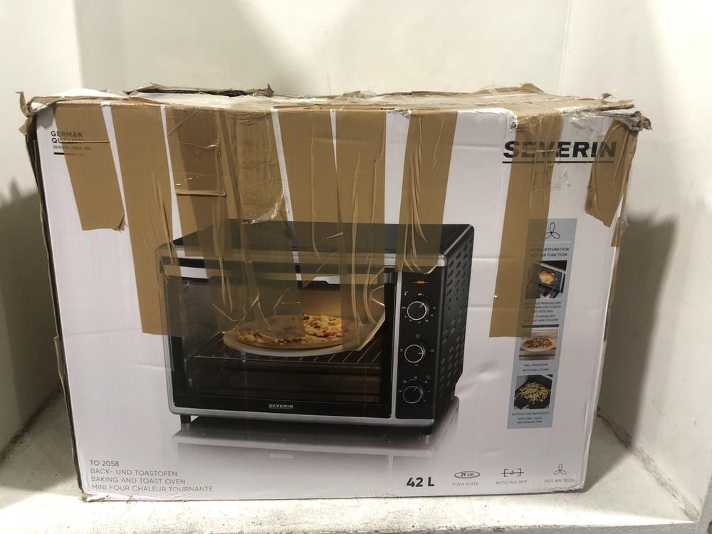Lot 346  
            Chesterfield SR45 - Parcel Delivery Only 

                
SEVERIN 42L BAKING AND TOAST OVEN (LOCATION: H2)