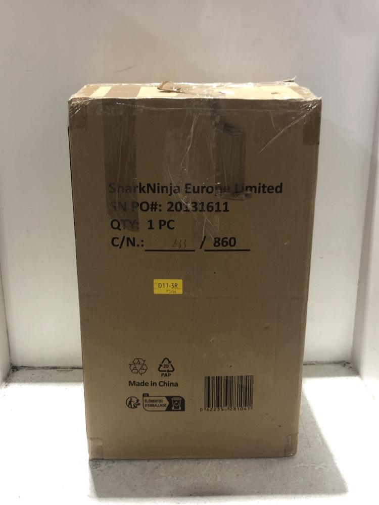 Lot 34  
            Chesterfield SR45 - Parcel Delivery Only 

                
SHARK HP300UK AIR PURIFIER MAX ORIGINAL RRP £319 (LOCATION: L15)