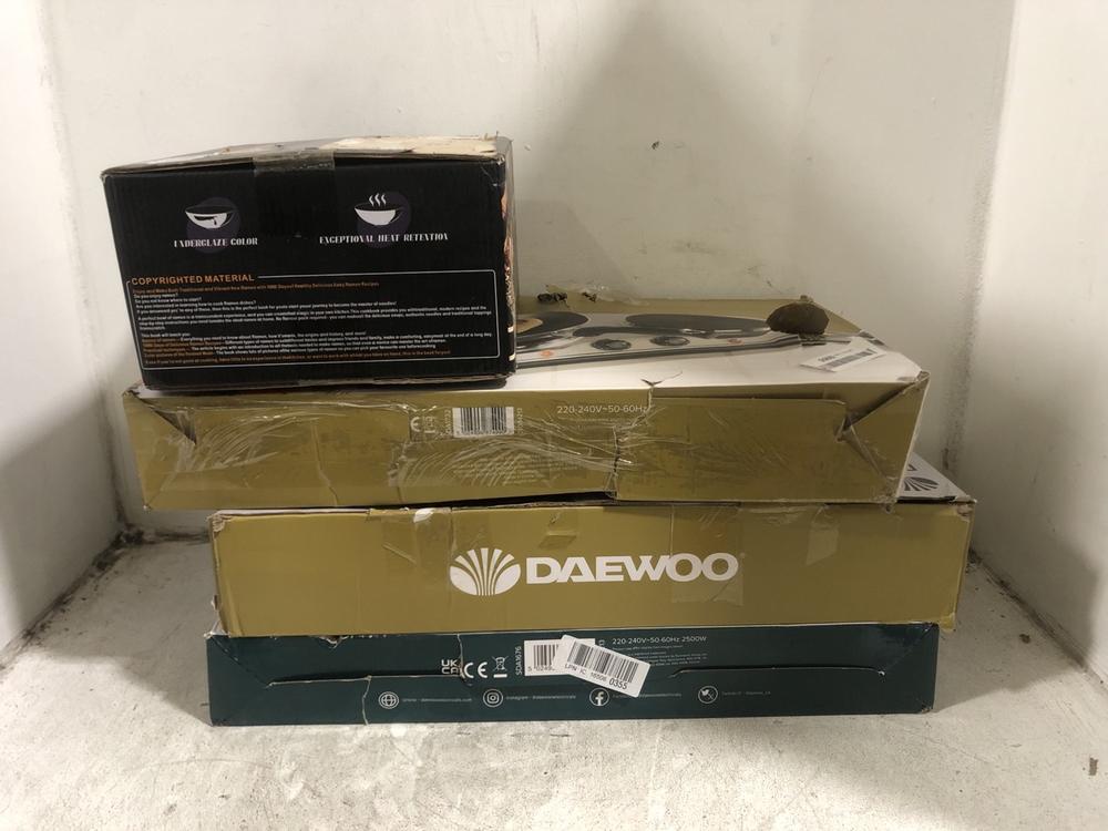 Lot 415  
            Chesterfield SR45 - Parcel Delivery Only 

                
4 X ASSORTED ITEMS TO INCLUDE DAEWOO DOUBLE HOT PLATE (LOCATION: H5)