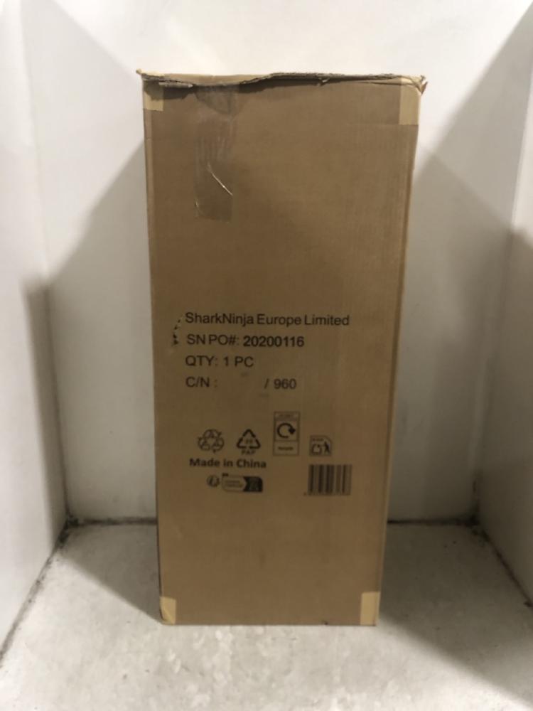 Lot 417  
            Chesterfield SR45 - Parcel Delivery Only 

                
SHARK NZ801UKT ANTI HAIR WRAP PET VACUUM CLEANER ORIGINAL RRP £299 (LOCATION: H5)