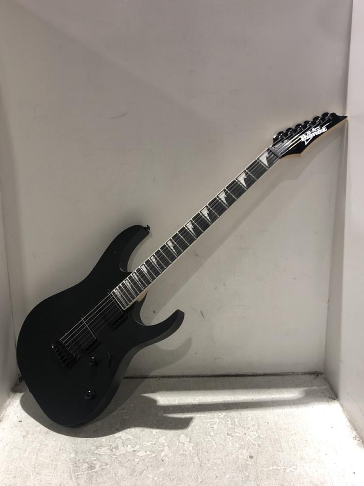 Lot 43  
            Chesterfield SR45 - Parcel Delivery Only 

                
GIO IBANEZ BLACK FLAT ELECTRIC GUITAR GRG121DX-BKF ORIGINAL RRP £209 (LOCATION: L15)