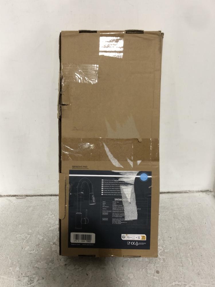 Lot 449  
            Chesterfield SR45 - Parcel Delivery Only 

                
SWOHS PRO KITCHEN TAP C10009 (LOCATION: H6)