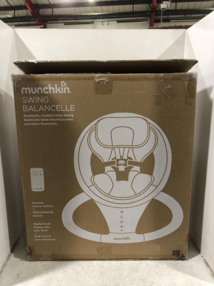 Lot 458  
            Chesterfield SR45 - Parcel Delivery Only 

                
MUNCHKIN SWING BALANCELLE BLUETOOTH ENABLED BABY SWING (LOCATION: H7)