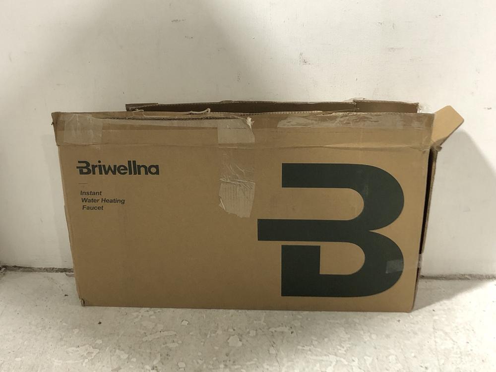 Lot 463  
            Chesterfield SR45 - Parcel Delivery Only 

                
BREWELLNA BWF-KP51VR30 WHITE INSTANT HOT WATER TAP ELECTRIC (LOCATION: H7)
